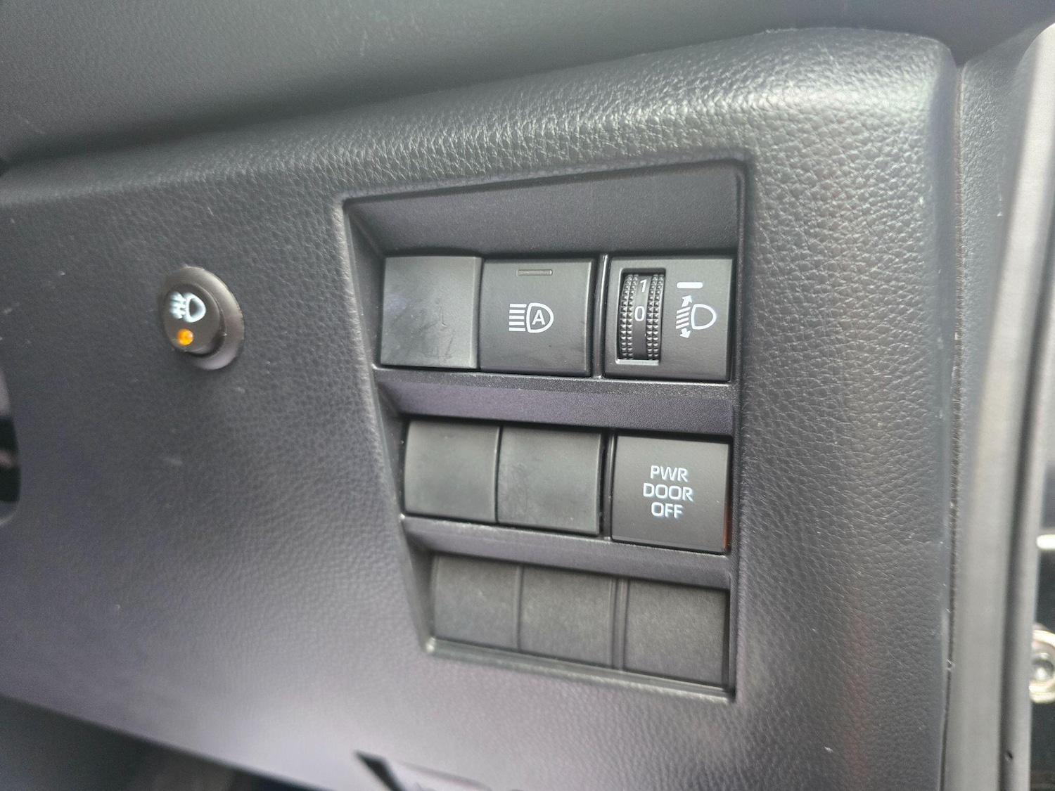 Used Toyota Noah 2025 for sale - 77084754: Photo 40