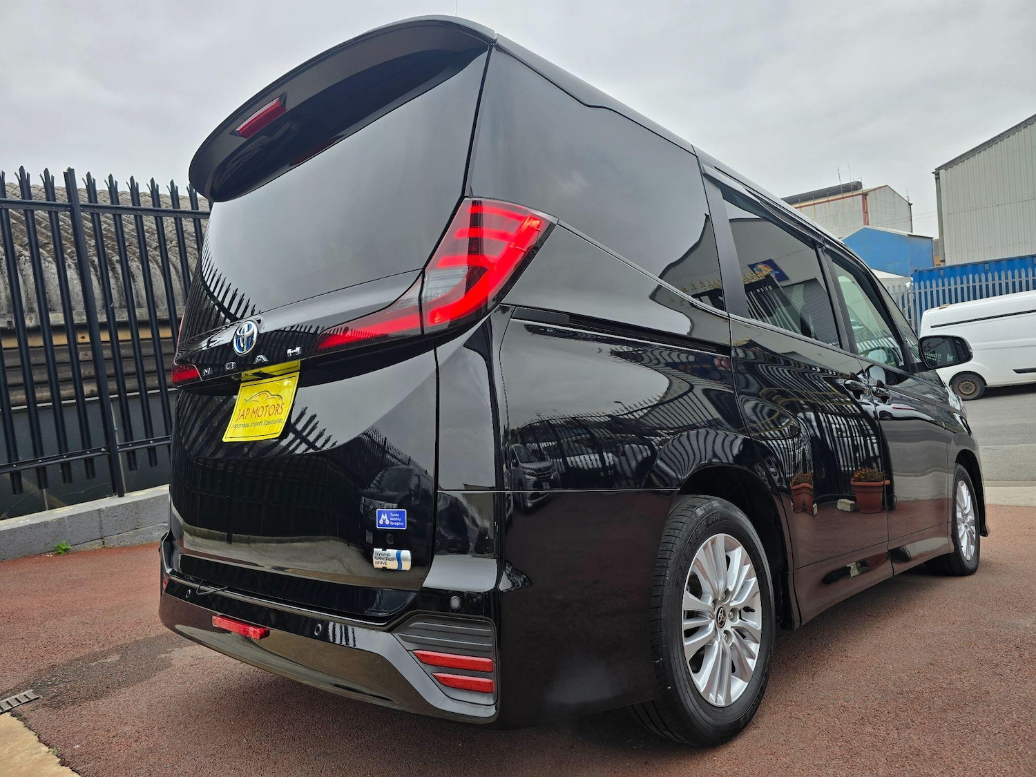 Used Toyota Noah 2025 for sale - 77084754: Photo 9