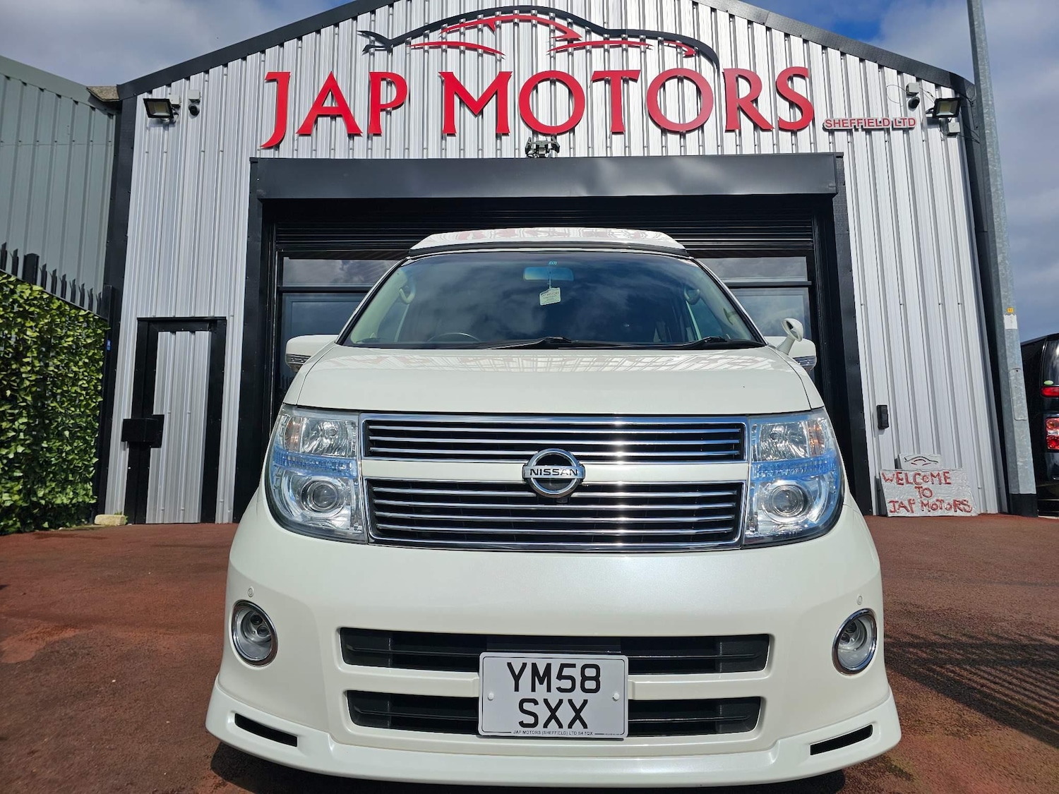 Used Nissan Elgrand 2024 for sale - 76992777: Photo 41