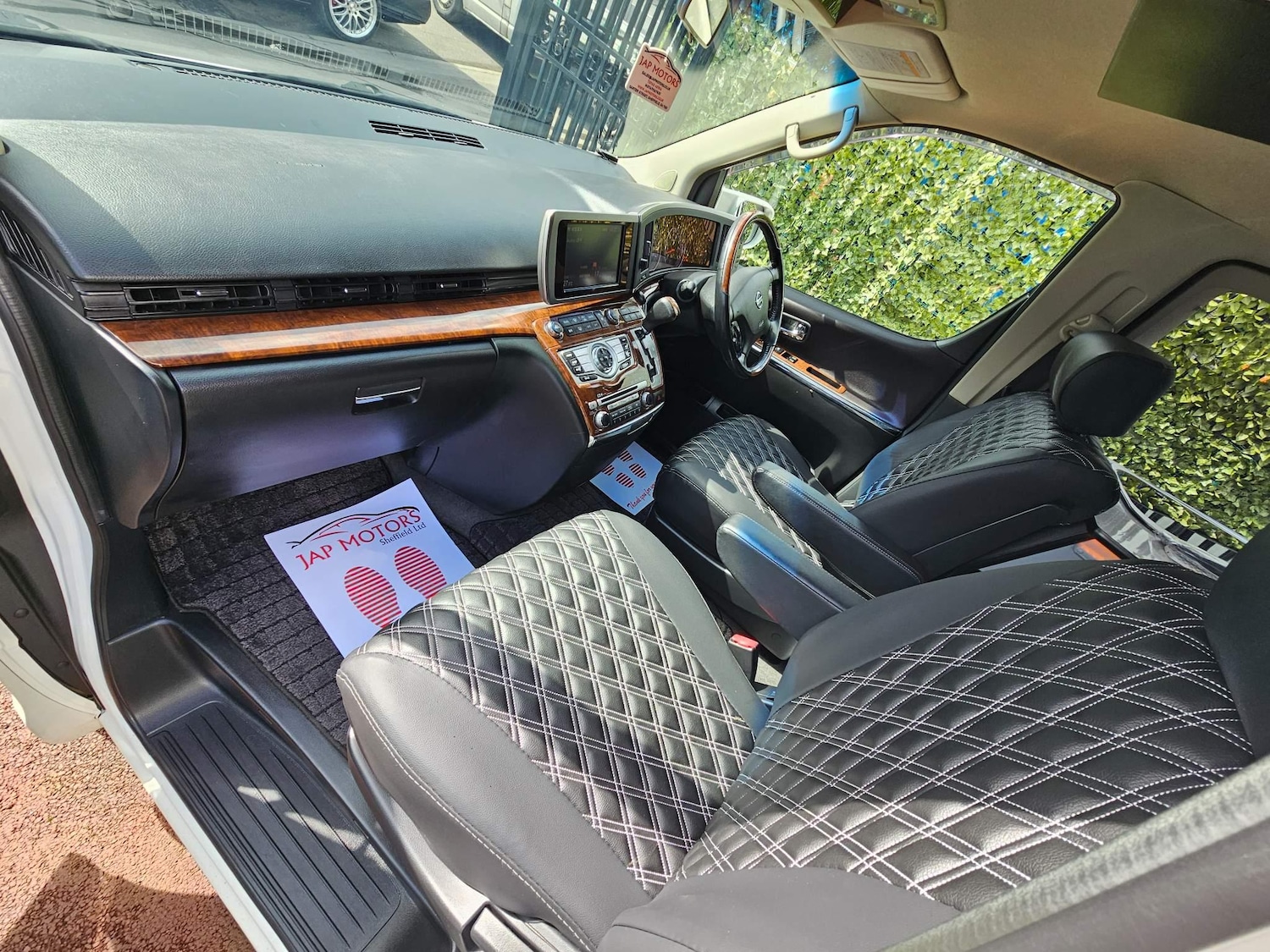 Used Nissan Elgrand 2024 for sale - 76992777: Photo 51