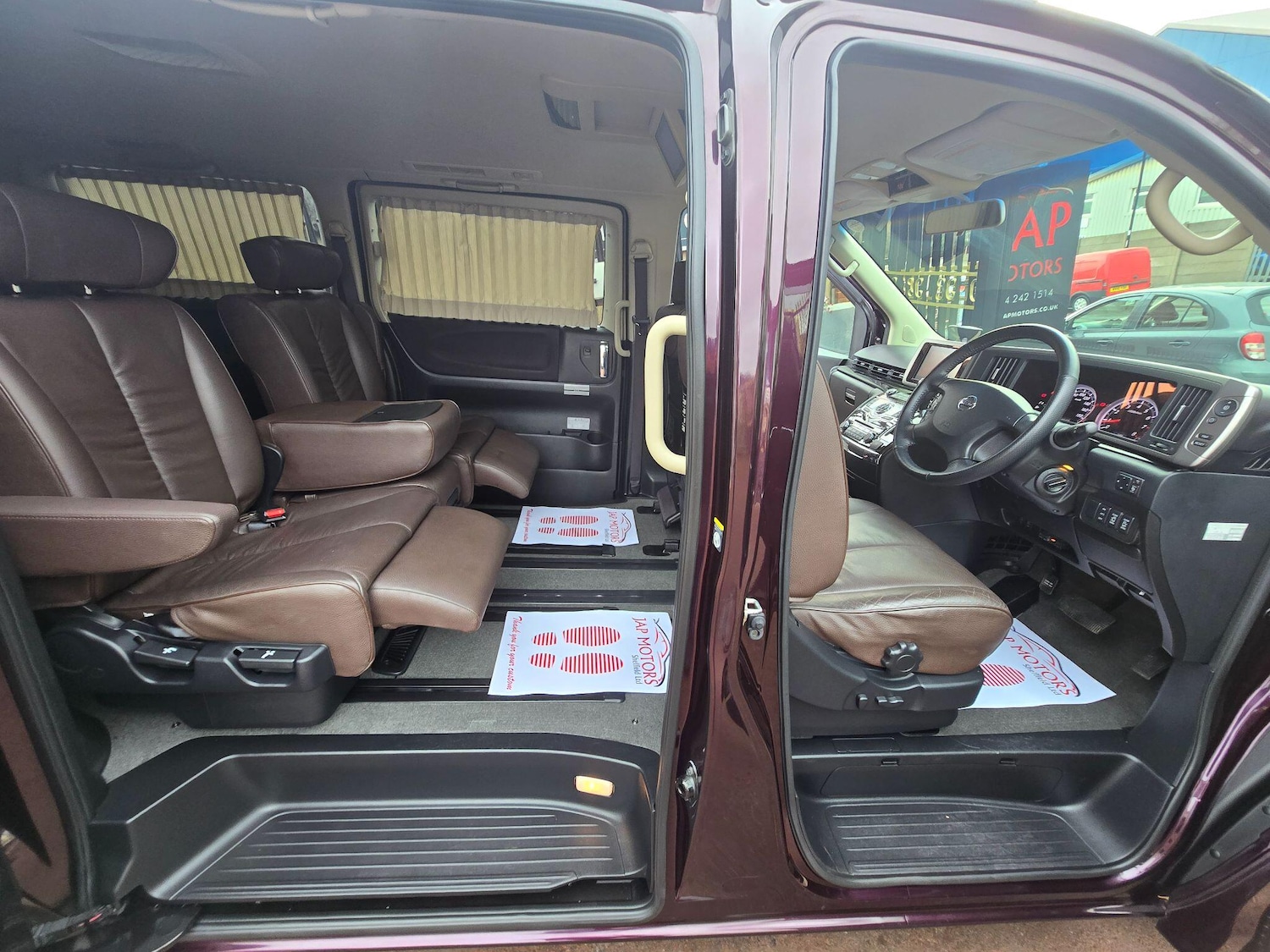 Used Nissan Elgrand for sale - 77119563: Photo 20