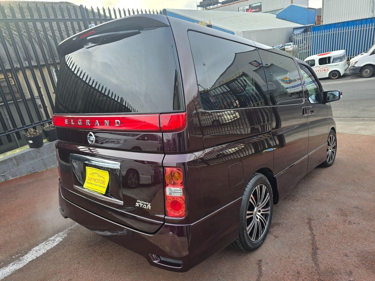 Used Nissan Elgrand for sale - 77119563: Photo 30