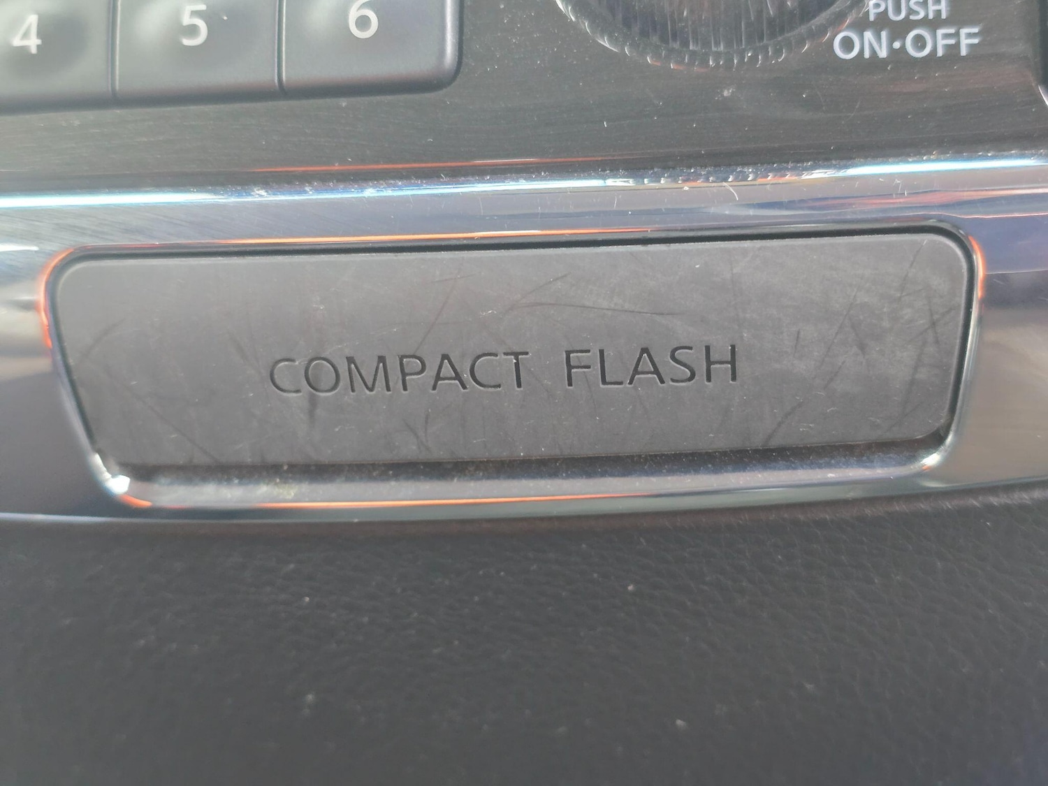 Used Nissan Elgrand for sale - 77119563: Photo 47