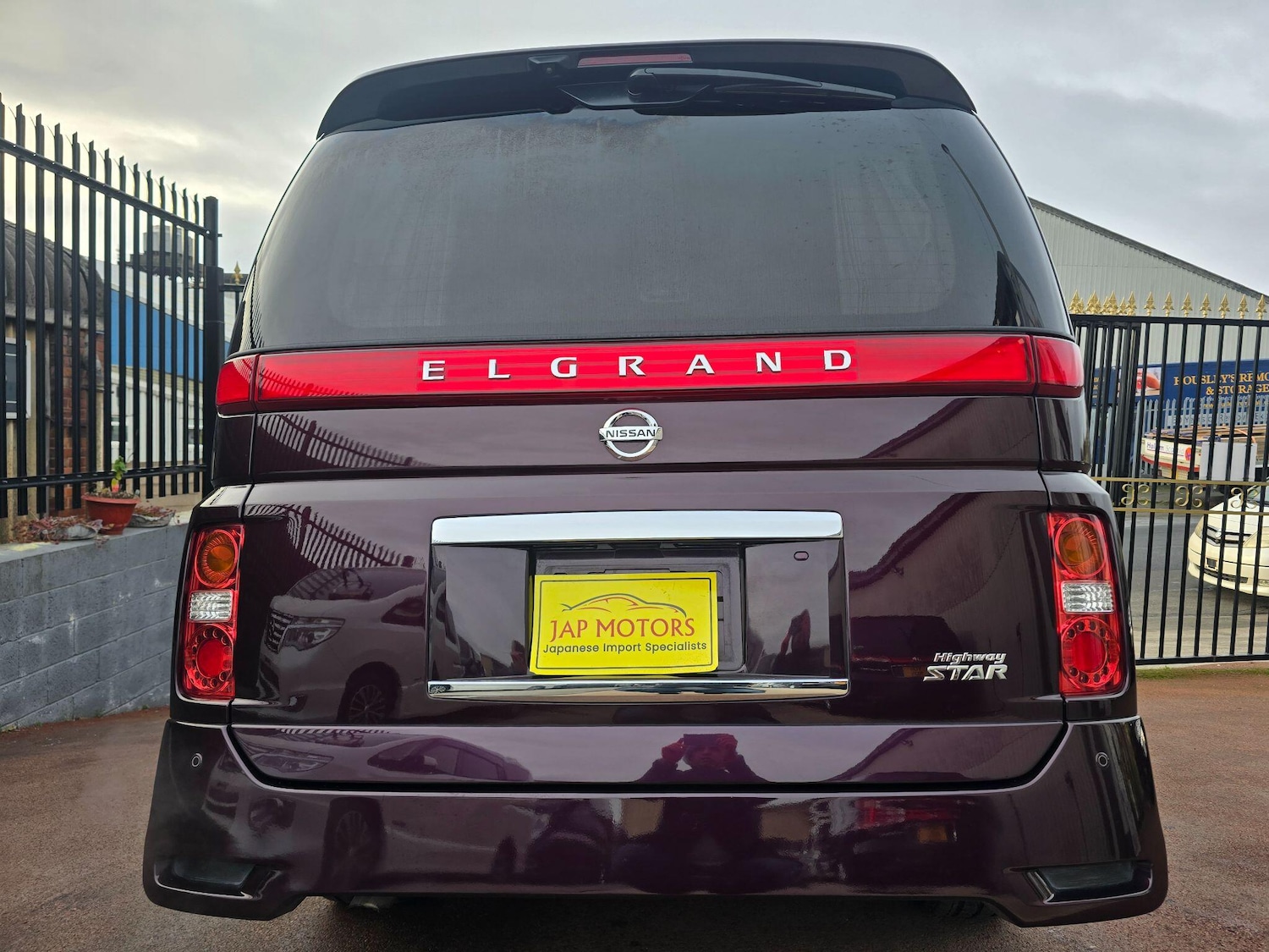 Used Nissan Elgrand for sale - 77119563: Photo 9