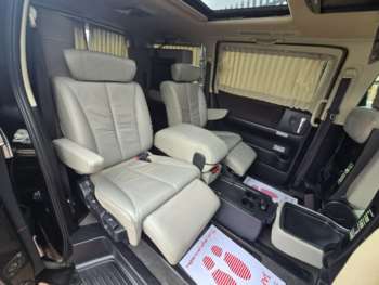 Used Nissan Elgrand 2007 for sale - 74686709: Photo
