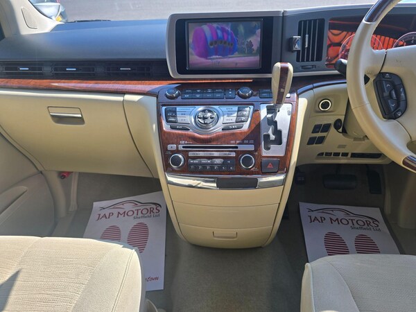 Used Nissan Elgrand 2025 for sale - 75014072: Photo 48