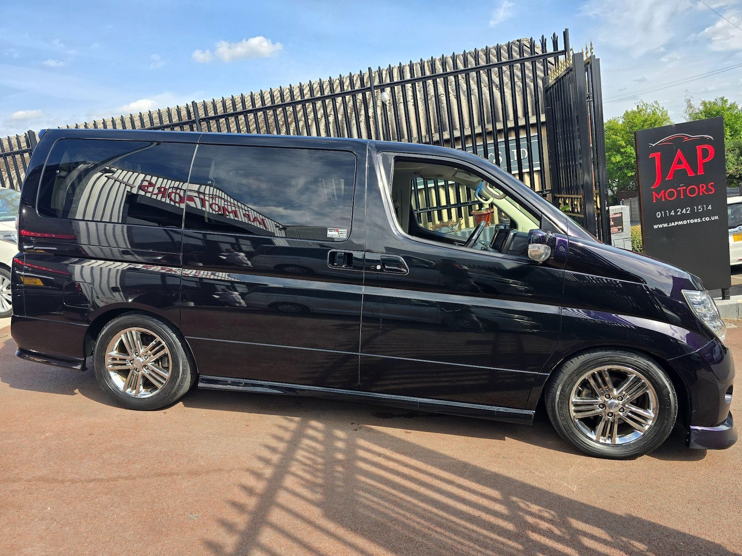 Used Nissan Elgrand 2025 for sale - 76988234: Photo 31