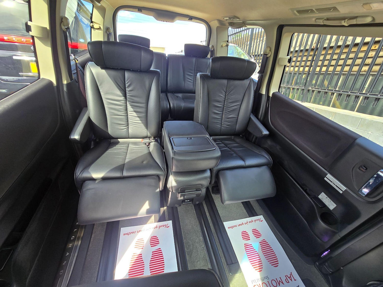 Used Nissan Elgrand 2025 for sale - 76988234: Photo 33