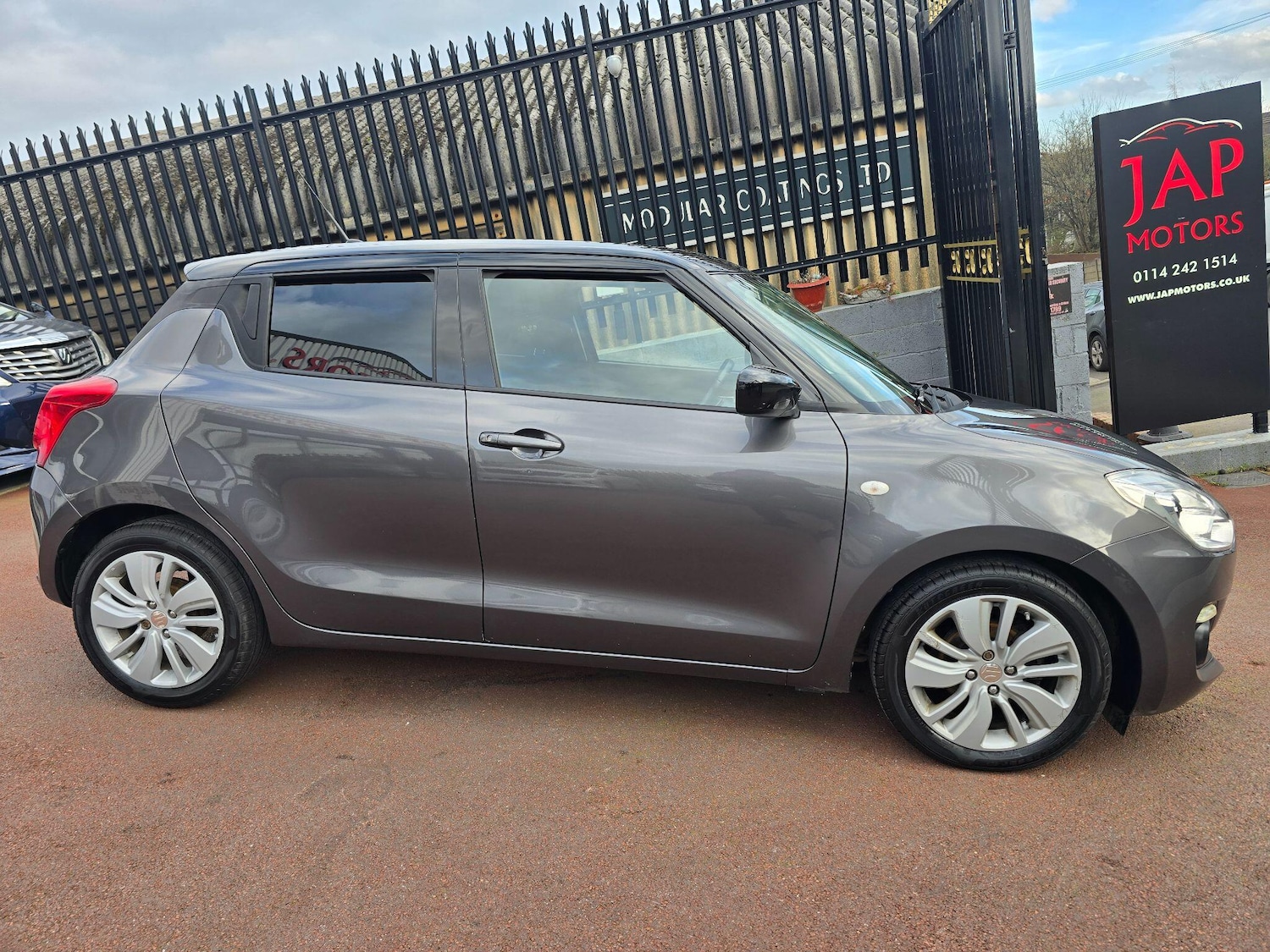 Used Suzuki Swift 2017 for sale - 77722936: Photo 16