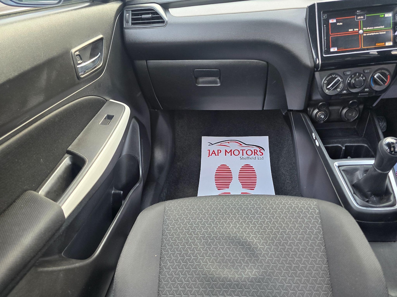 Used Suzuki Swift 2017 for sale - 77722936: Photo 19