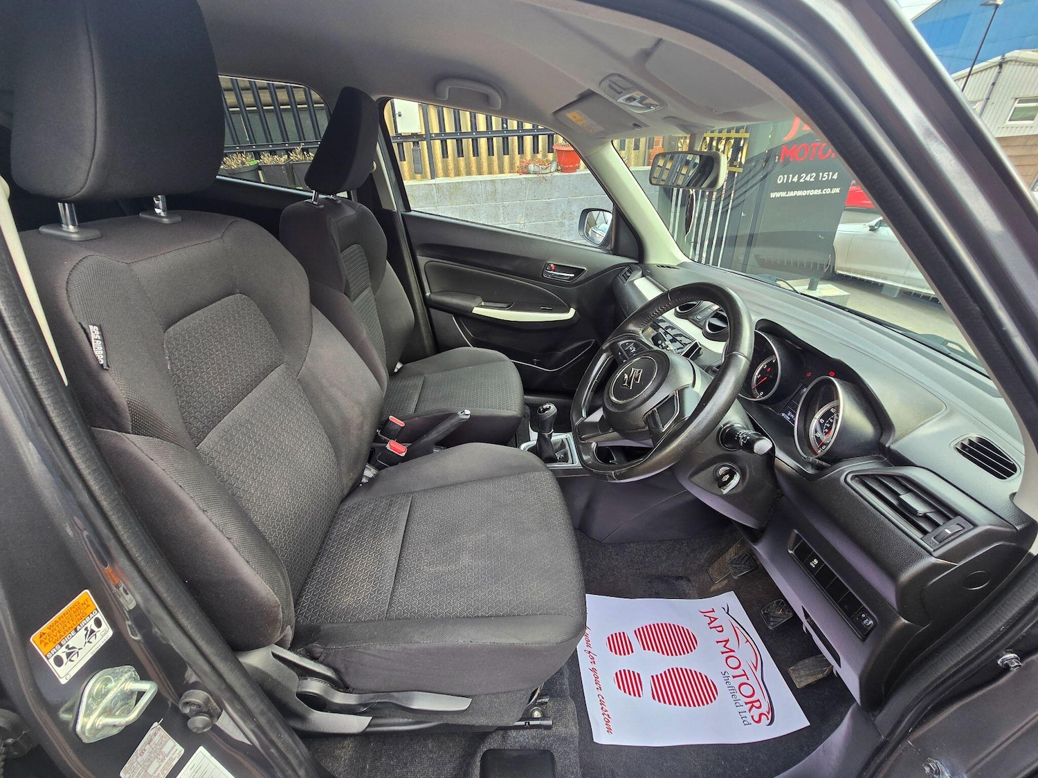 Used Suzuki Swift 2017 for sale - 77722936: Photo 5