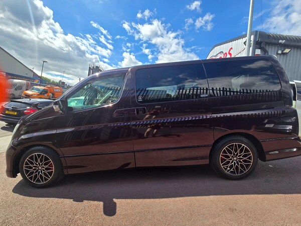 Used Nissan Elgrand for sale - 75200121: Photo 30