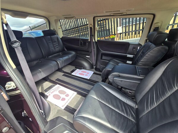 Used Nissan Elgrand for sale - 75200121: Photo 4