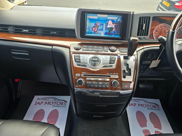 Used Nissan Elgrand for sale - 75200121: Photo 54