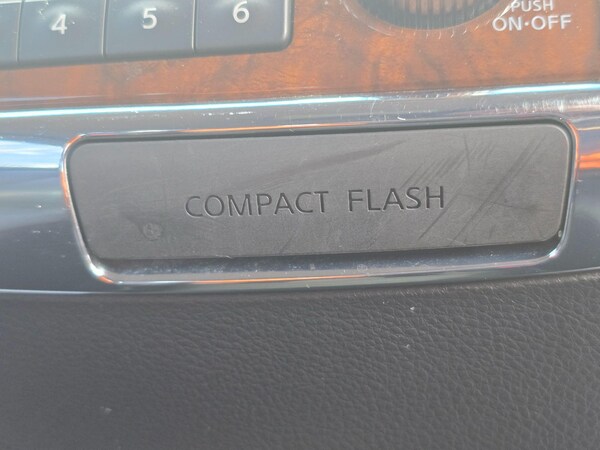 Used Nissan Elgrand for sale - 75200121: Photo 55