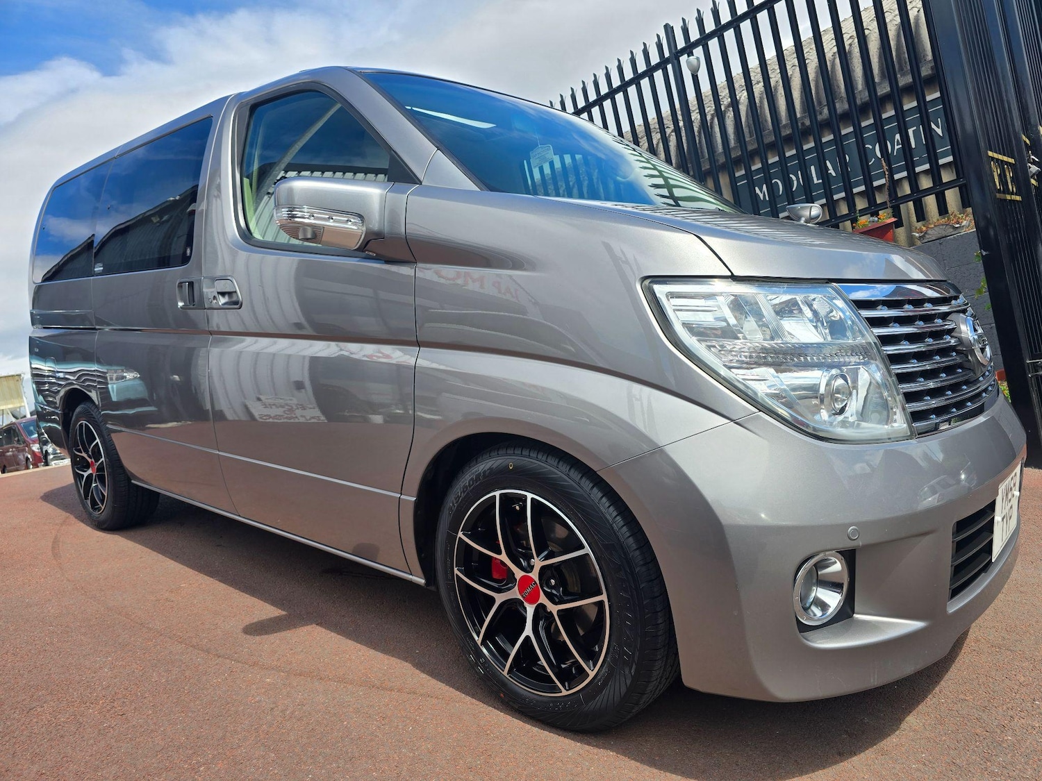 Used Nissan Elgrand 2025 for sale - 76988241: Photo 28