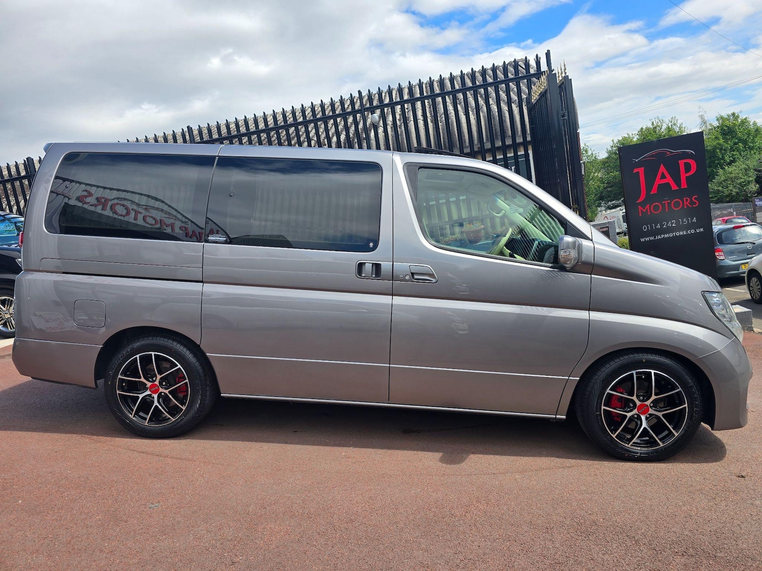 Used Nissan Elgrand 2025 for sale - 76988241: Photo 29