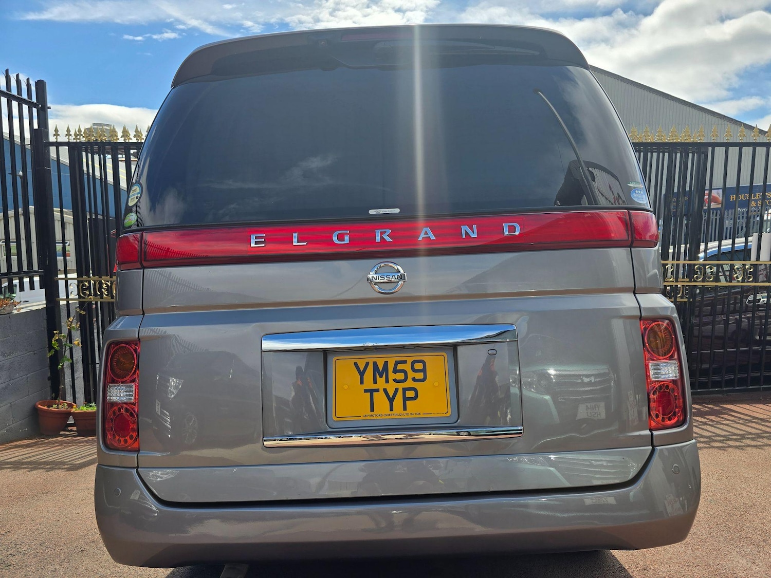 Used Nissan Elgrand 2025 for sale - 76988241: Photo 33