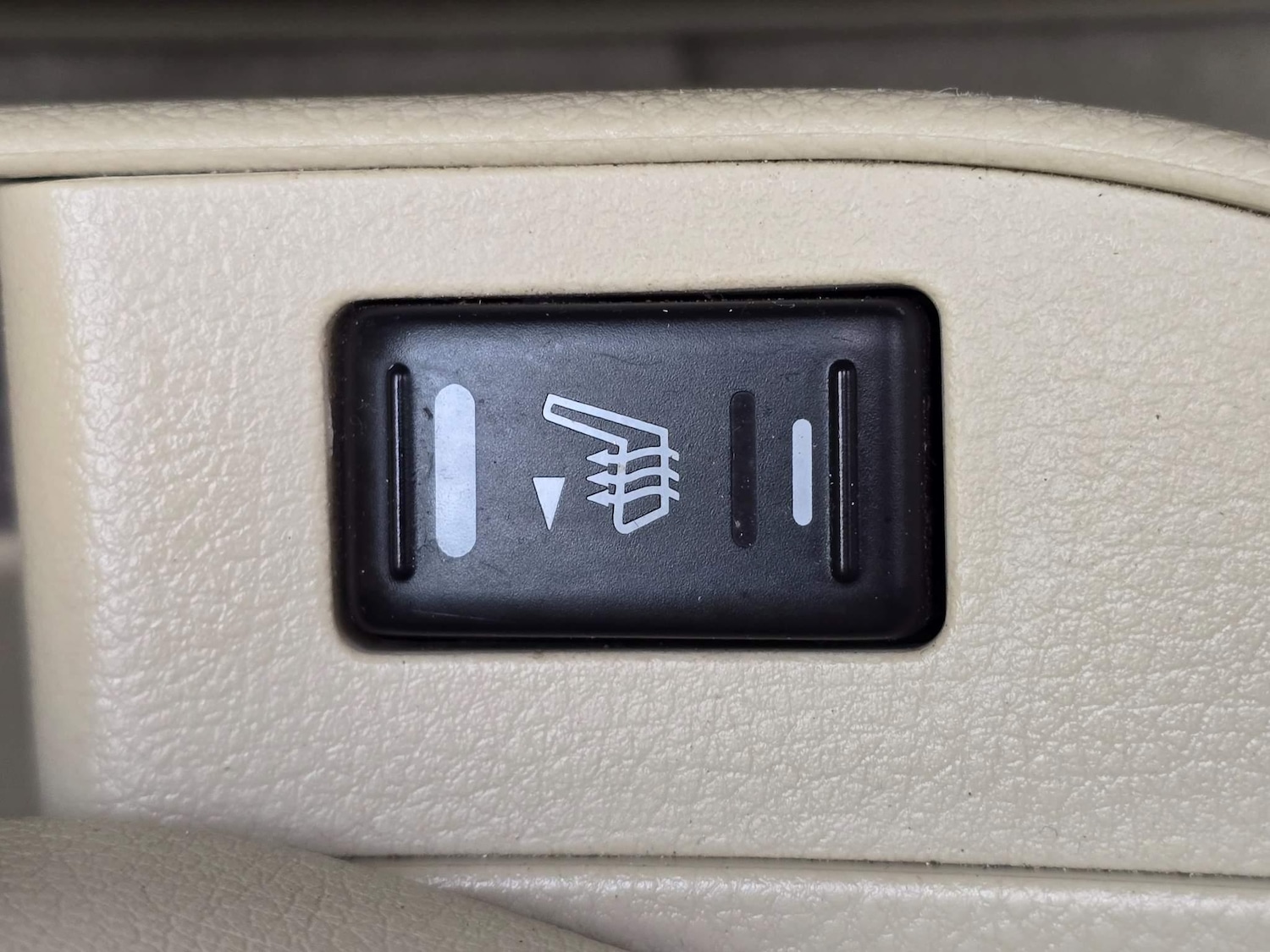 Used Nissan Elgrand 2025 for sale - 76988241: Photo 52