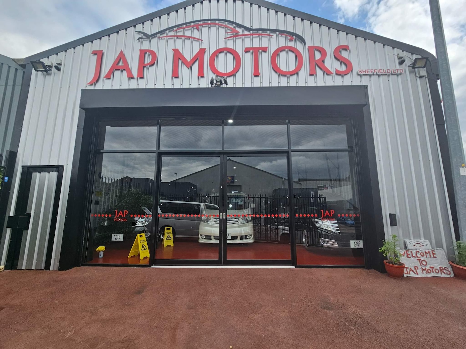 Used Nissan Elgrand 2025 for sale - 76988241: Photo 60