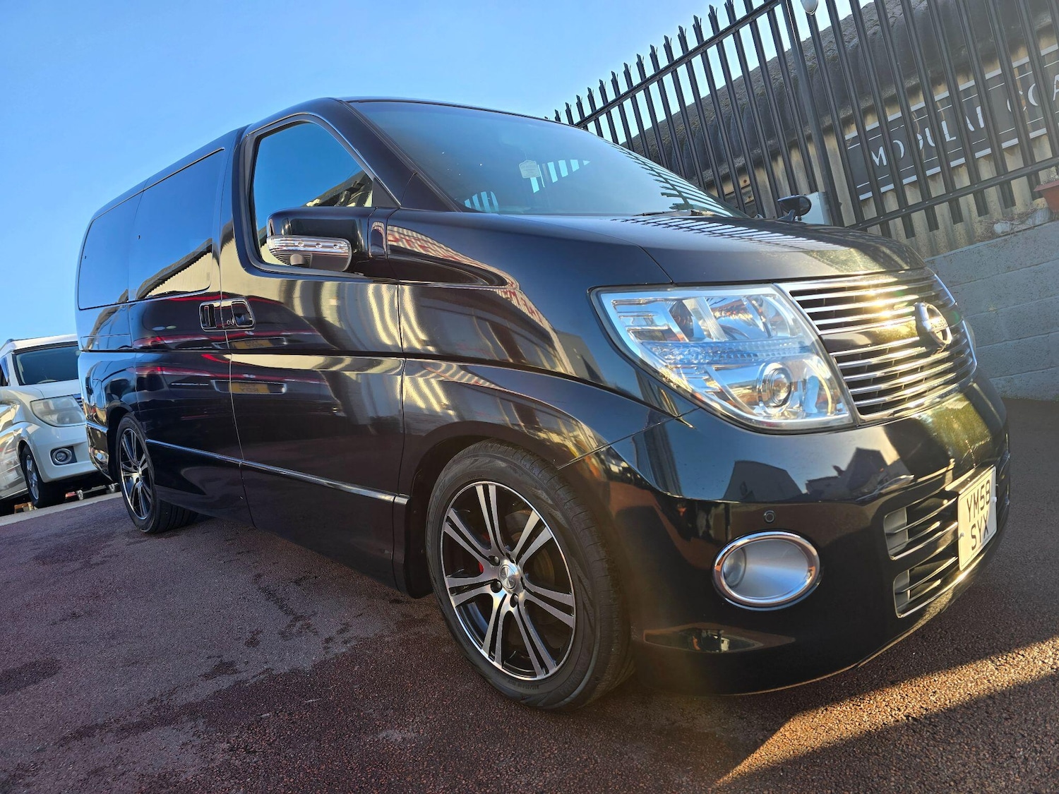 Used Nissan Elgrand 2025 for sale - 77084755: Photo 10