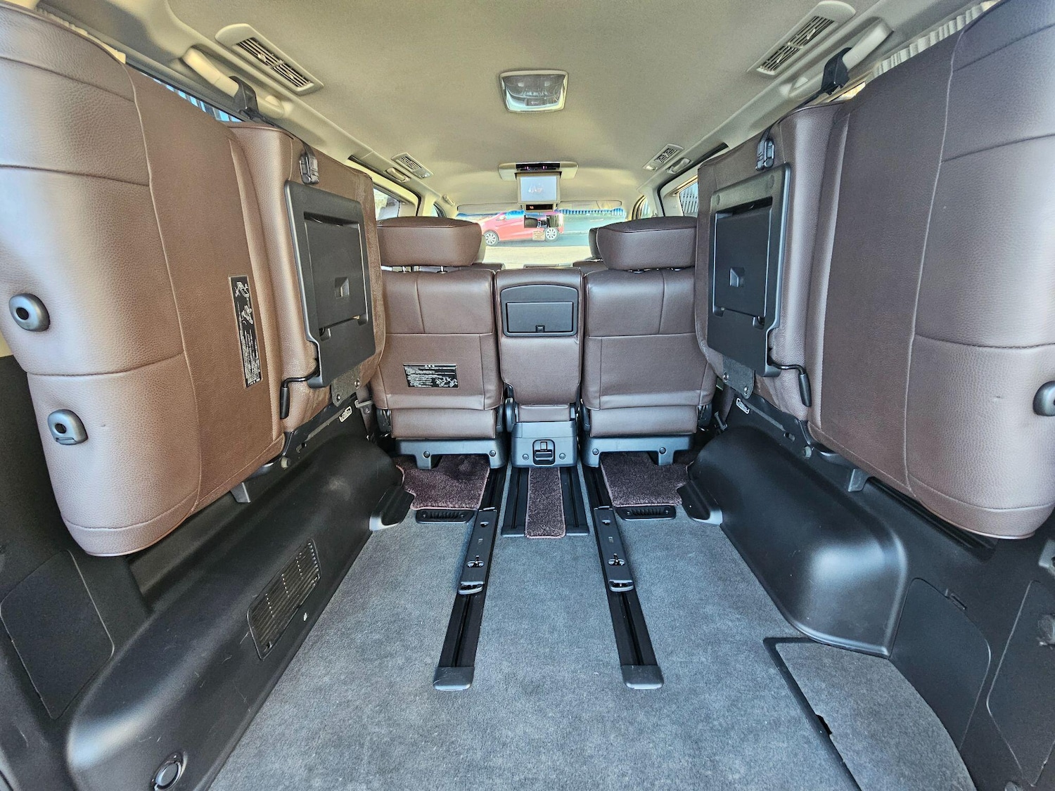 Used Nissan Elgrand 2025 for sale - 77084755: Photo 21