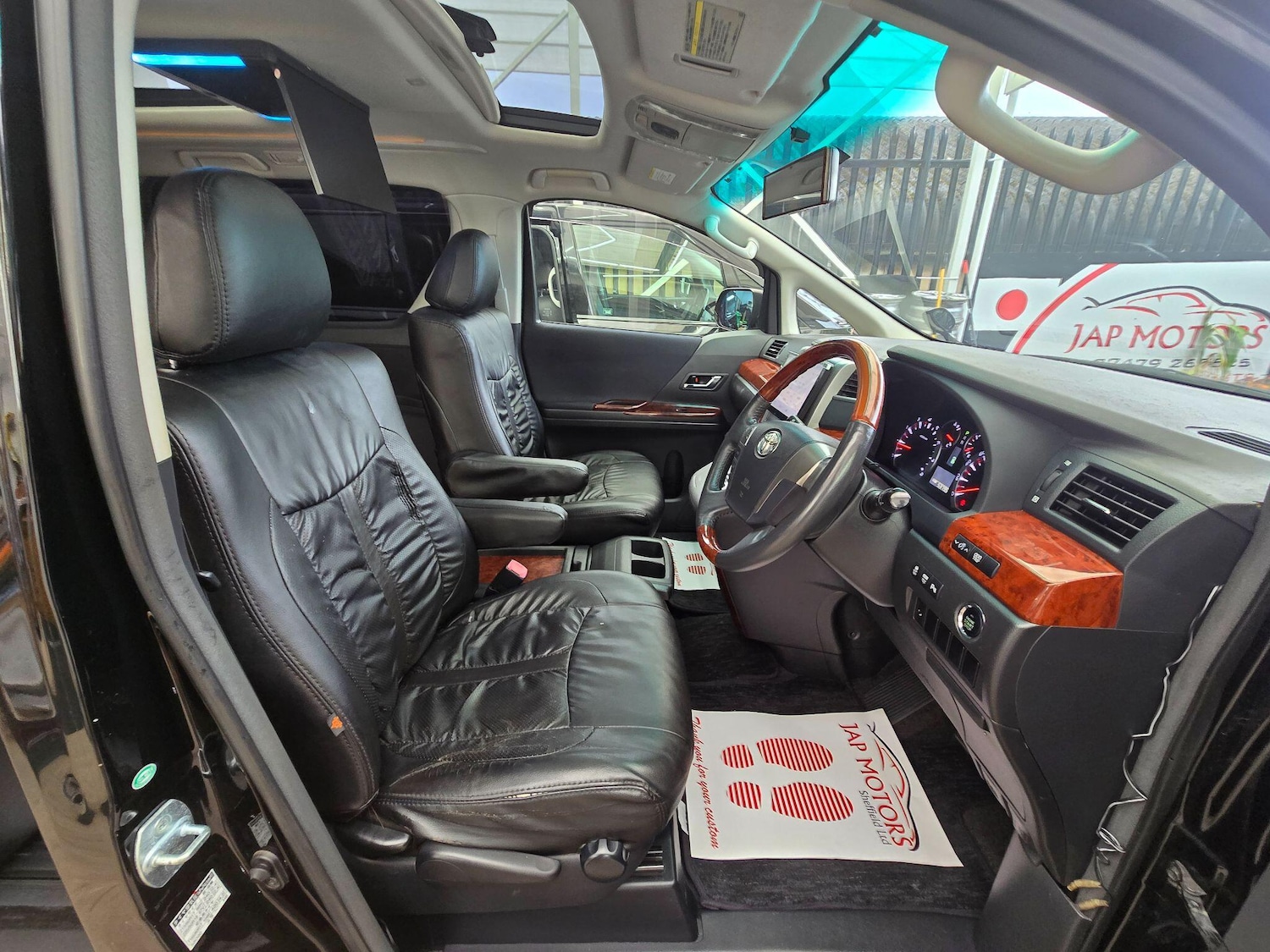 Used Toyota Alphard for sale - 76992673: Photo 12