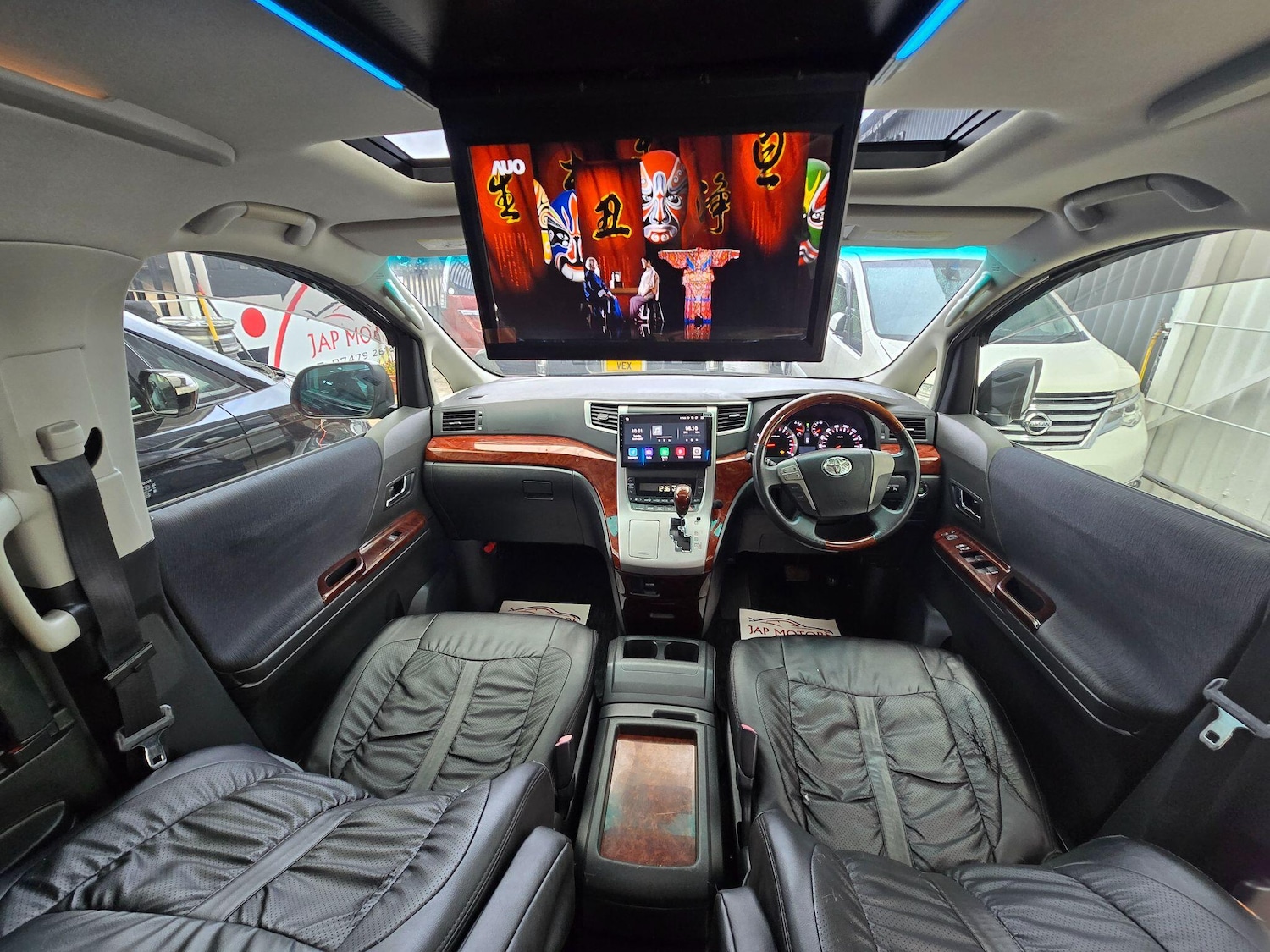 Used Toyota Alphard for sale - 76992673: Photo 2