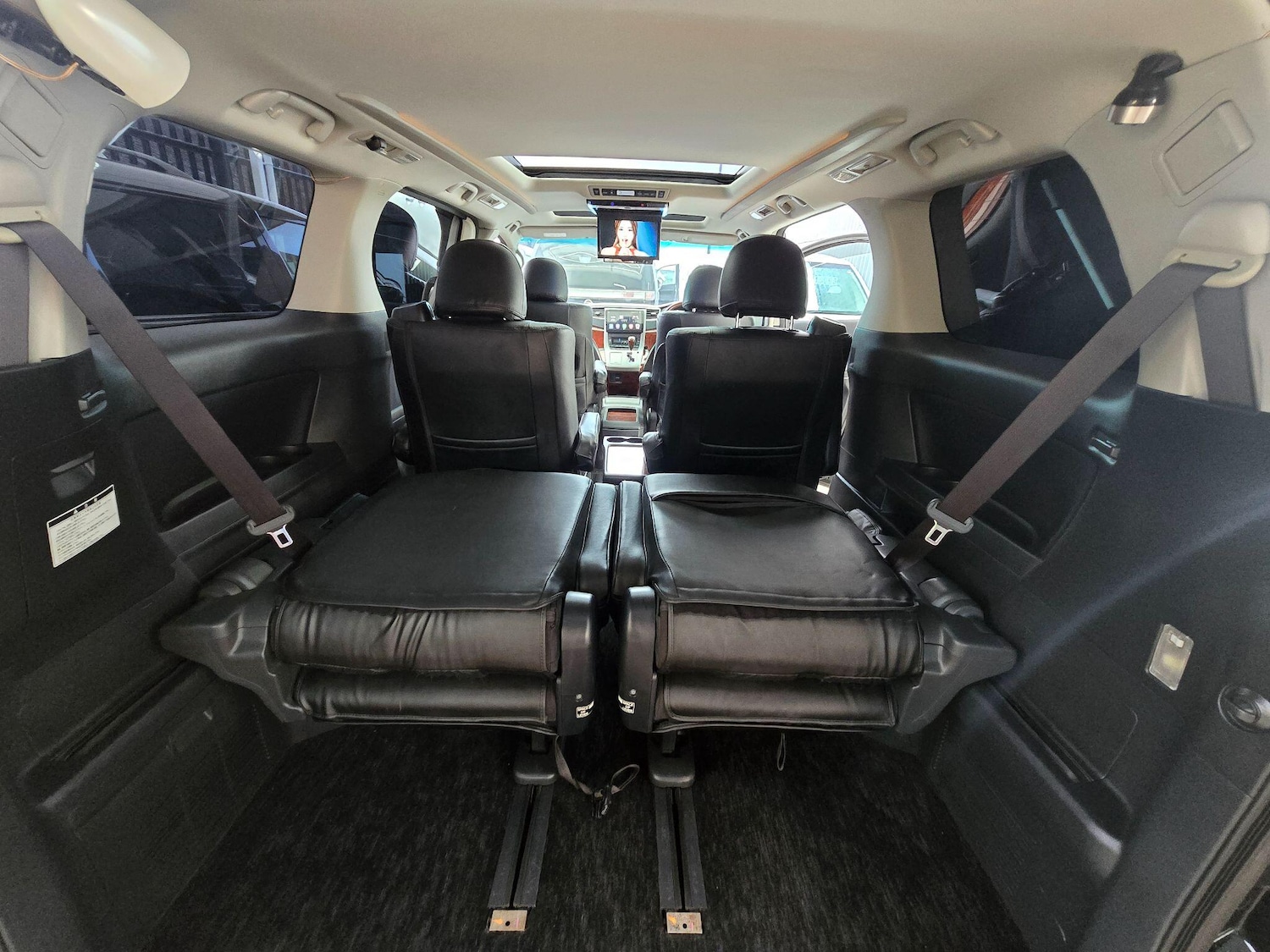 Used Toyota Alphard for sale - 76992673: Photo 20