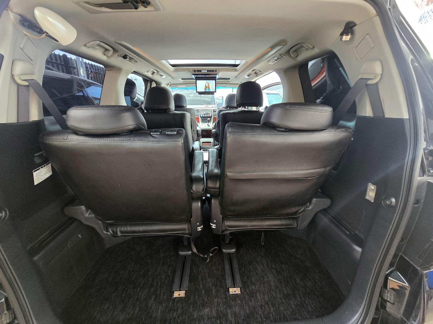 Used Toyota Alphard for sale - 76992673: Photo 21