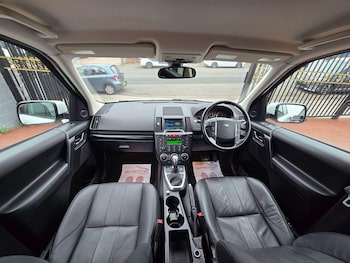 Used Land Rover Freelander 2 2011 for sale - 76306146: Photo 2