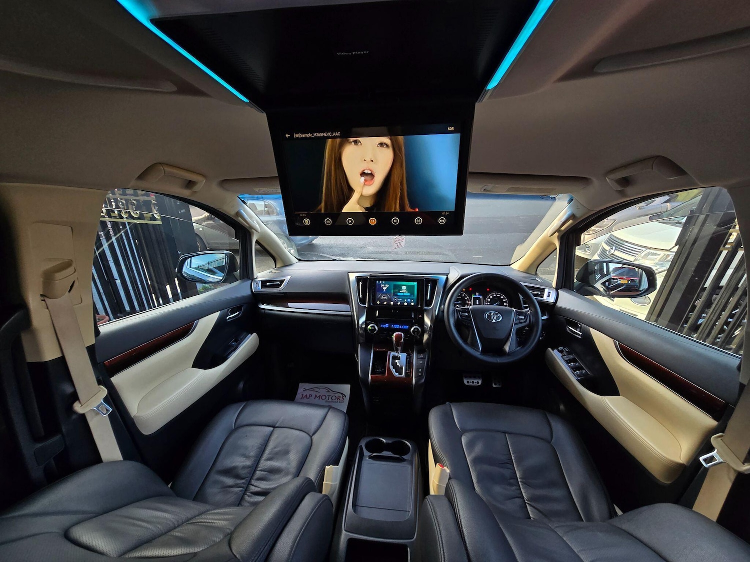 Used Toyota Vellfire 2025 for sale - 76865497: Photo 1