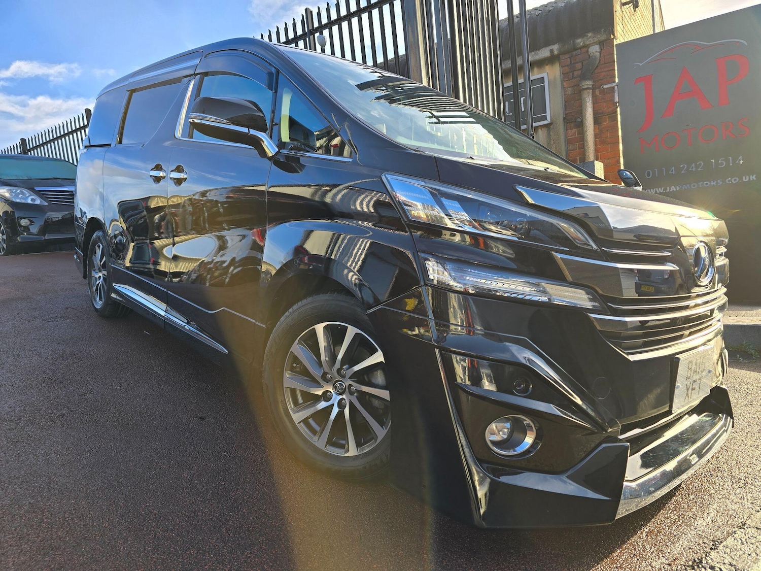 Used Toyota Vellfire 2025 for sale - 76865497: Photo 2