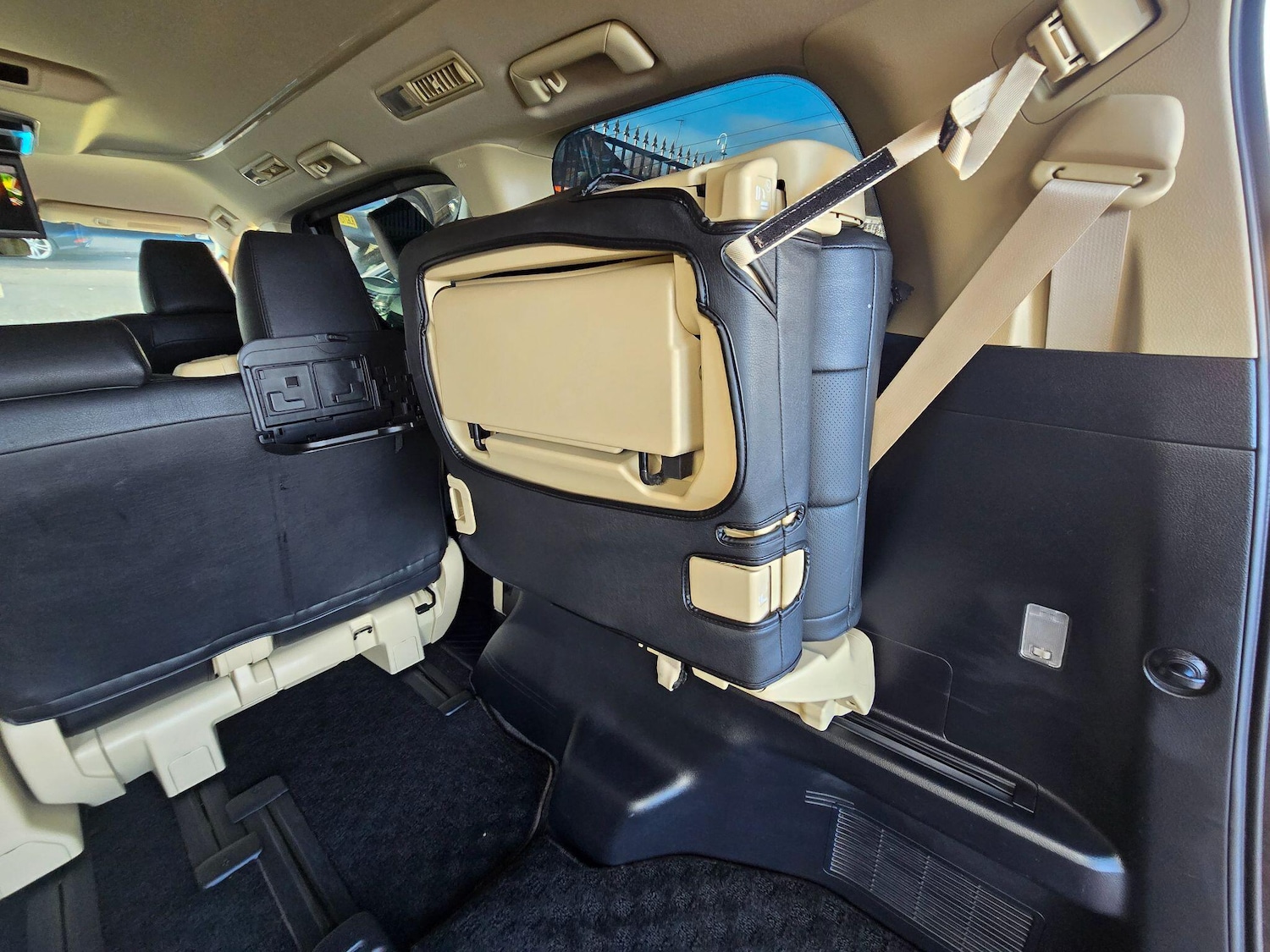 Used Toyota Vellfire 2025 for sale - 76865497: Photo 41