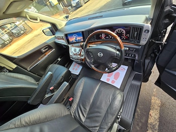 Used Nissan Elgrand 2008 for sale - 77793724: Photo