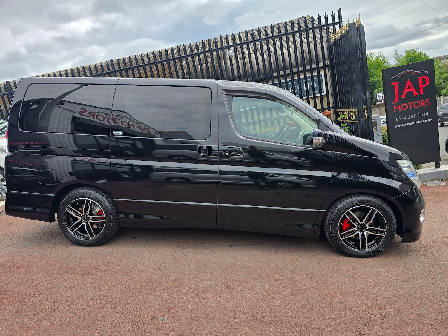 Used Nissan Elgrand 2025 for sale - 76988135: Photo 32