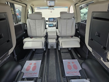 Used Nissan Elgrand 2007 for sale - 76988135: Photo