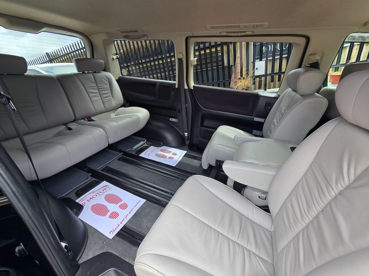 Used Nissan Elgrand 2025 for sale - 76988135: Photo 5