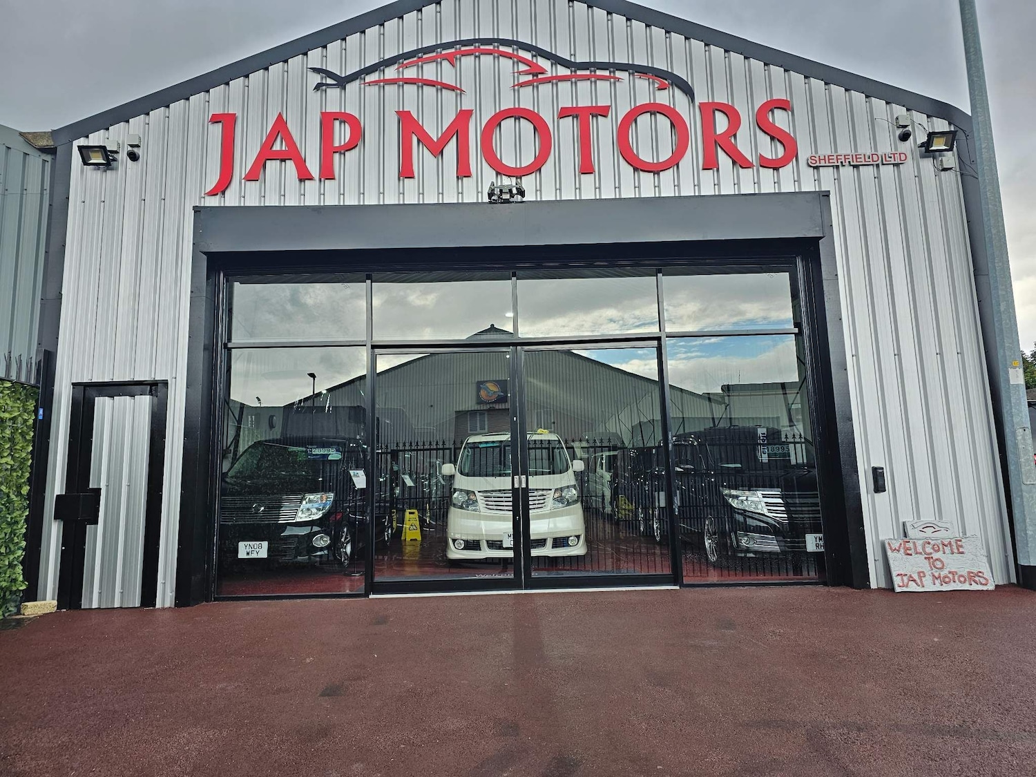 Used Nissan Elgrand 2025 for sale - 76988135: Photo 57