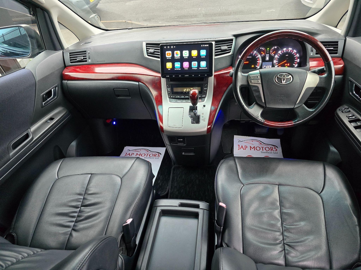 Used Toyota Vellfire for sale - 77970731: Photo 11