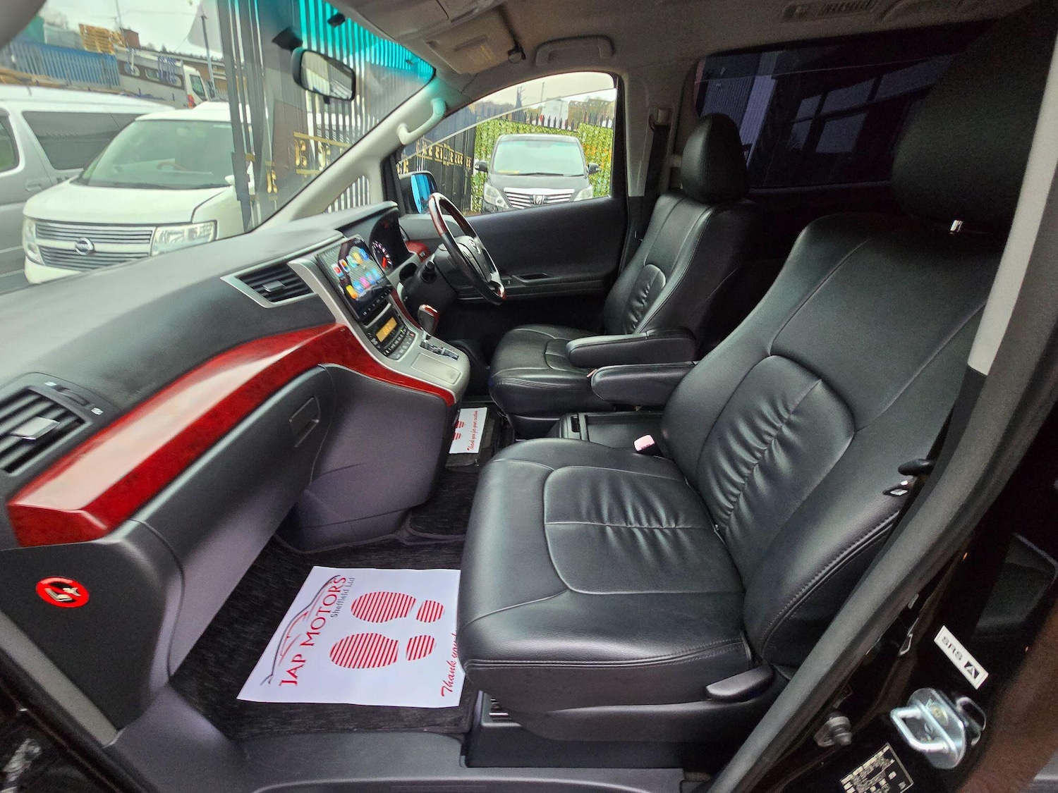 Used Toyota Vellfire for sale - 77970731: Photo 14