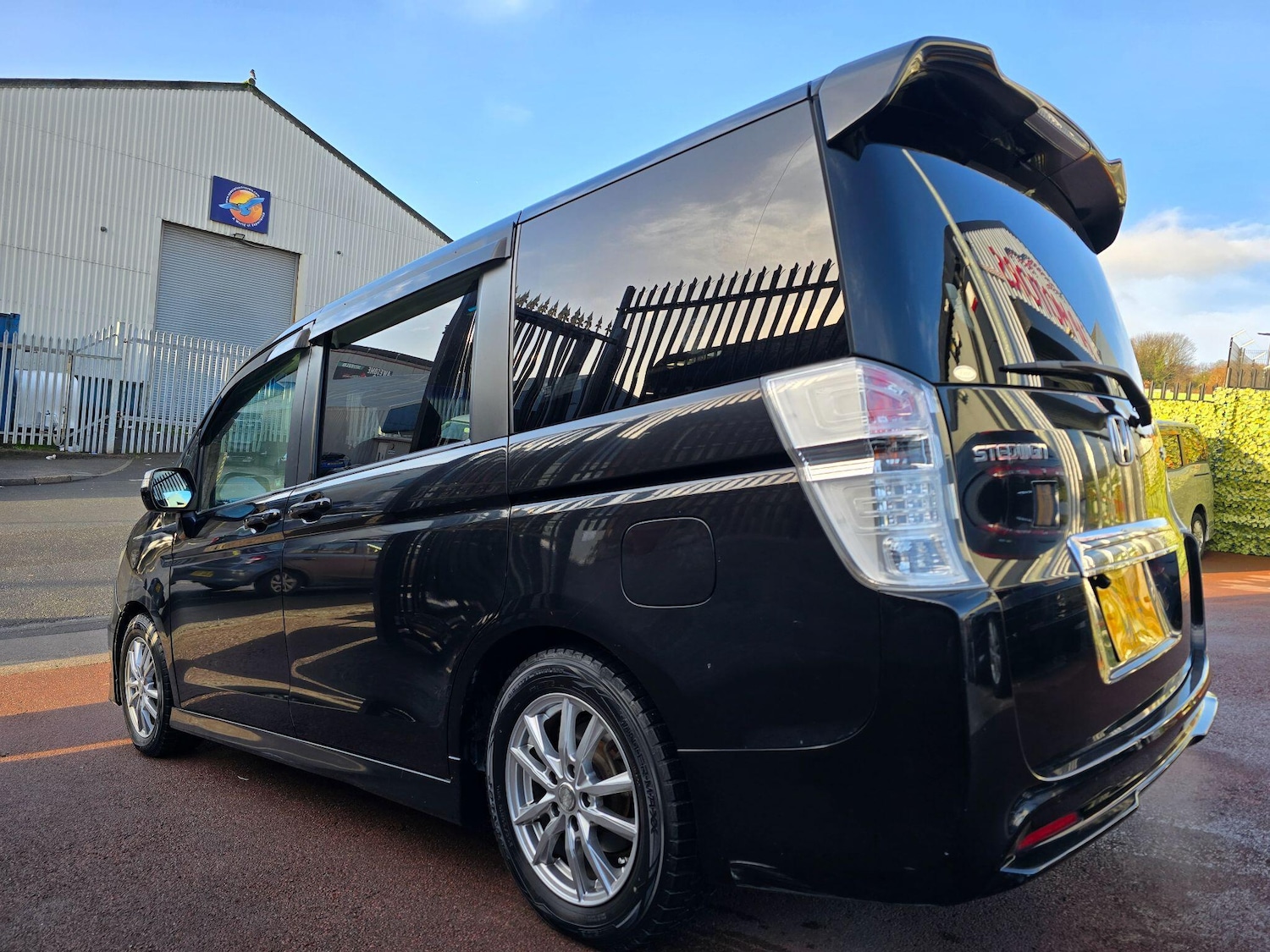 Used Honda Stepwagon for sale - 76866545: Photo 11