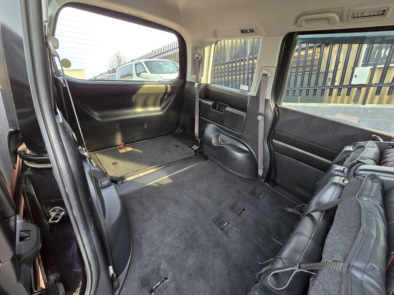 Used Honda Stepwagon for sale - 76866545: Photo 16