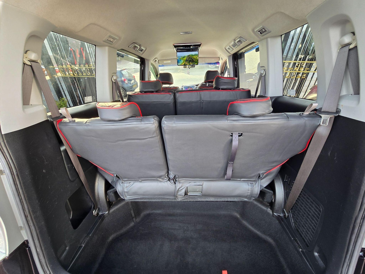 Used Honda Stepwagon for sale - 76866545: Photo 17