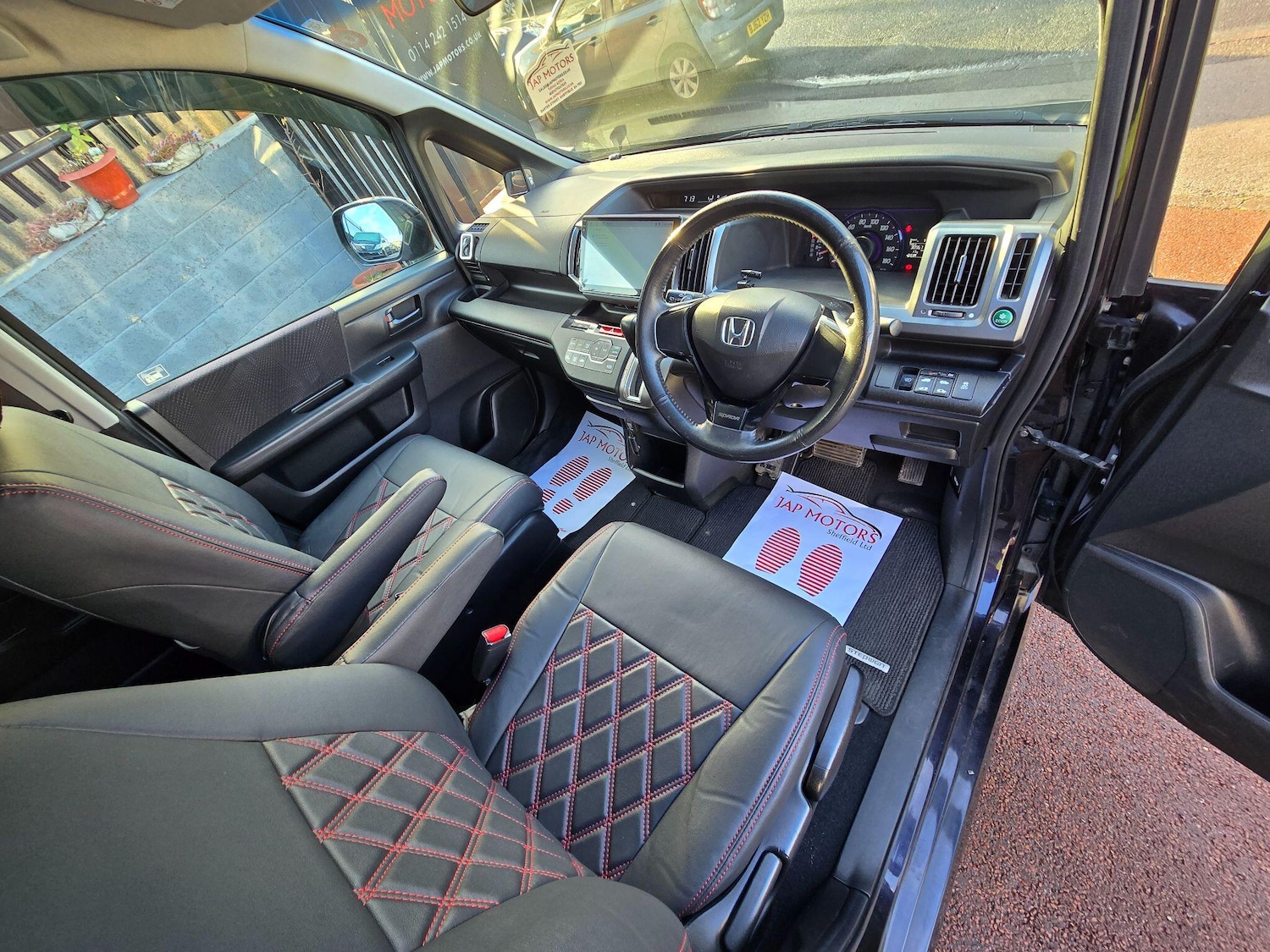 Used Honda Stepwagon for sale - 76866545: Photo 4