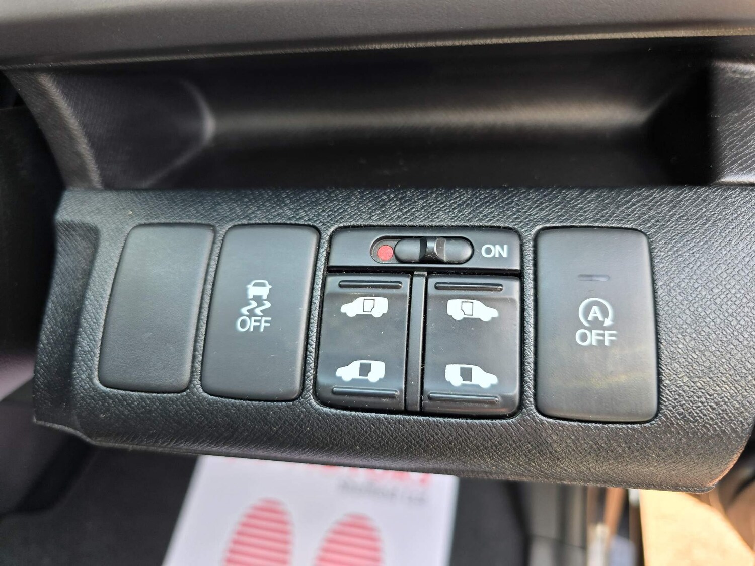 Used Honda Stepwagon for sale - 76936559: Photo 32