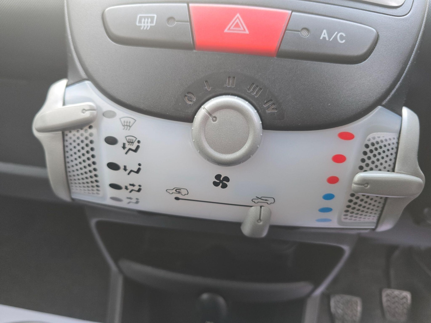 Used Peugeot 107 for sale - 77191098: Photo 22