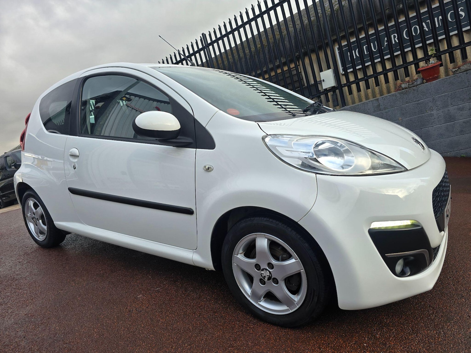 Used Peugeot 107 for sale - 77191098: Photo 7