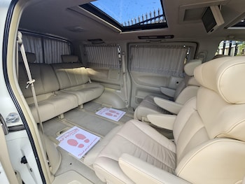 Used Nissan Elgrand 2006 for sale - 79601950: Photo