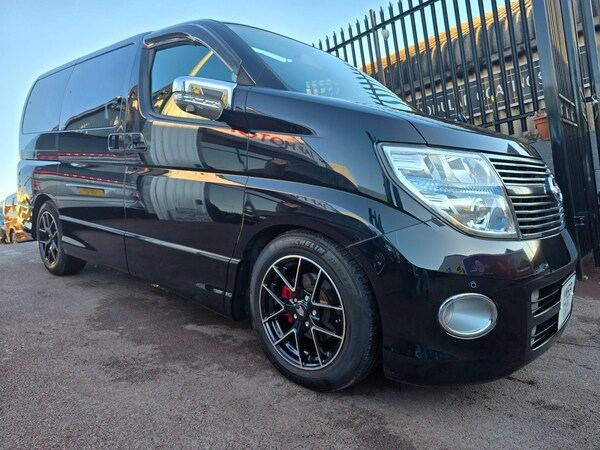 Used Nissan Elgrand 2009 for sale - 74339228: Photo 12